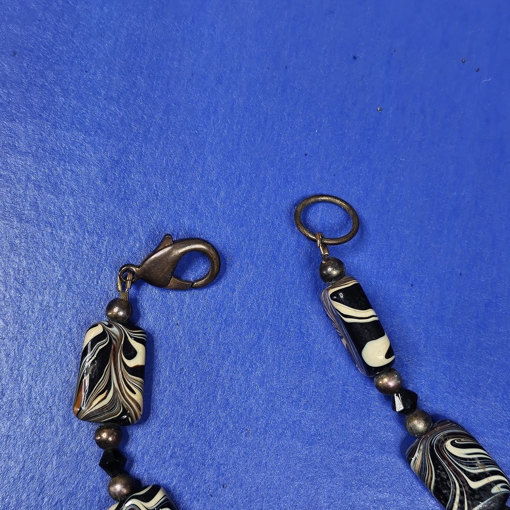 Vintage Bohemian Gypsy Aged Brass Medallion Necklace Swirled Glass Bead Strand - Picture 12 of 13